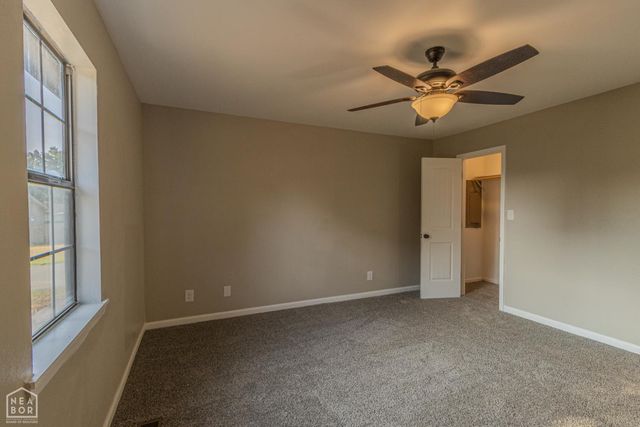 601 N Center Hill Road, Paragould, AR 72450