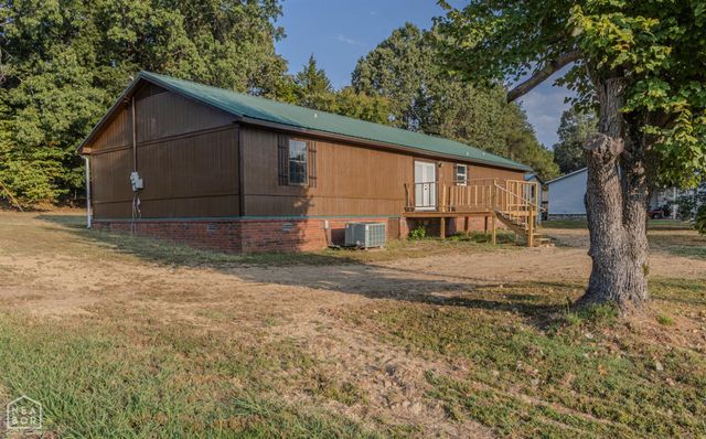 601 N Center Hill Road, Paragould, AR 72450