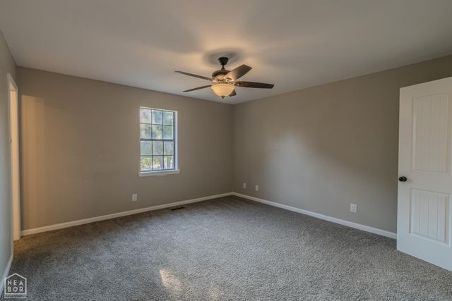 601 N Center Hill Road, Paragould, AR 72450