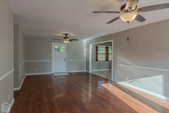 601 N Center Hill Road, Paragould, AR 72450