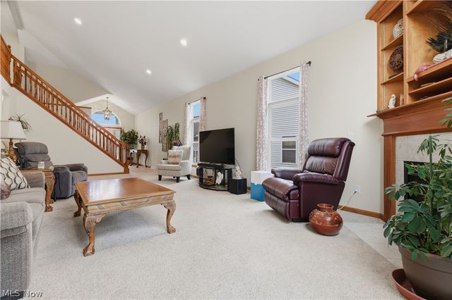 9433 Scottsdale Drive, Broadview Heights, OH 44147