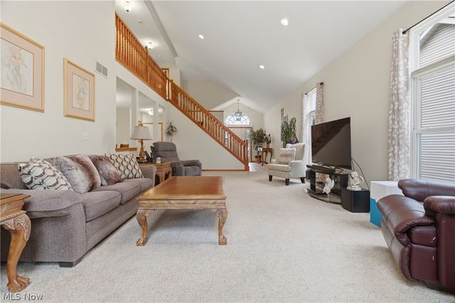 9433 Scottsdale Drive, Broadview Heights, OH 44147