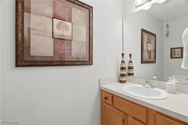 9433 Scottsdale Drive, Broadview Heights, OH 44147