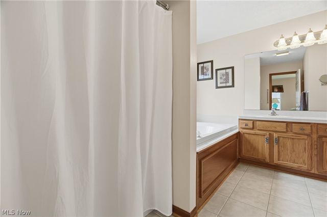 9433 Scottsdale Drive, Broadview Heights, OH 44147