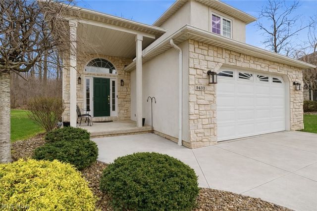 9433 Scottsdale Drive, Broadview Heights, OH 44147