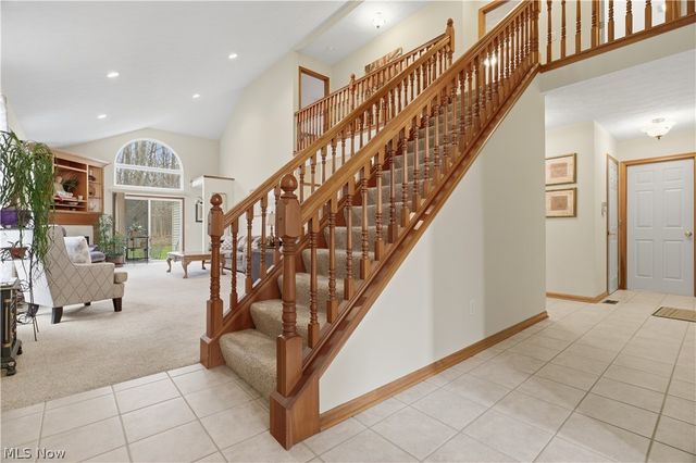 9433 Scottsdale Drive, Broadview Heights, OH 44147