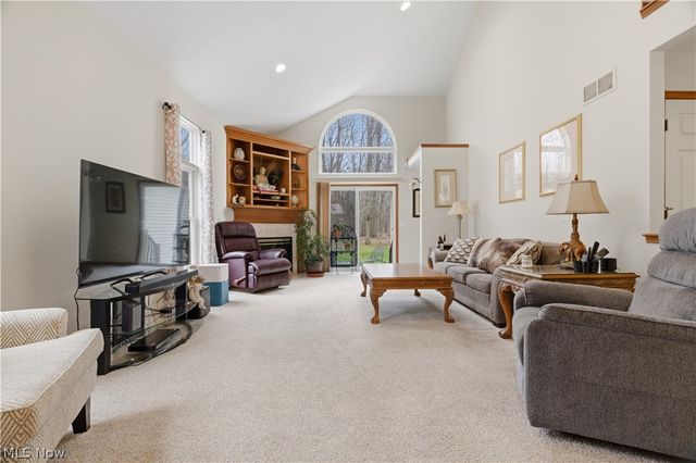 9433 Scottsdale Drive, Broadview Heights, OH 44147