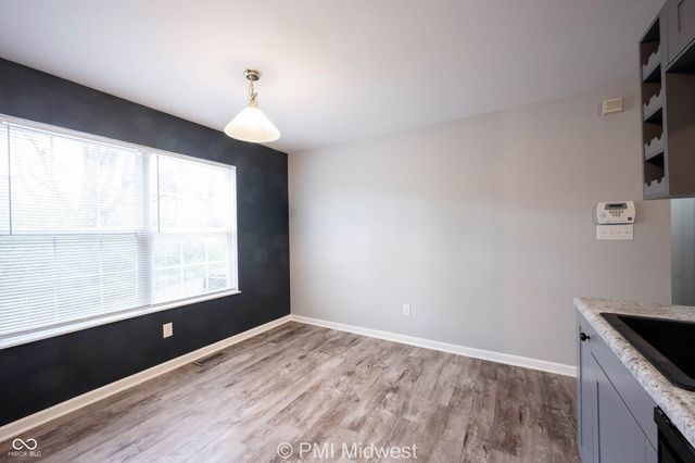 3220 River Villa Way, Indianapolis, IN 46208