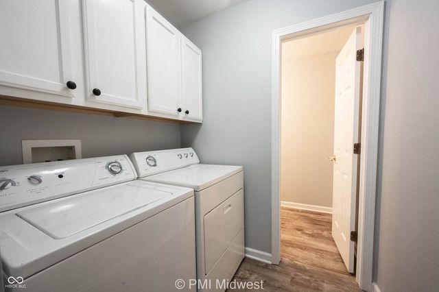 3220 River Villa Way, Indianapolis, IN 46208