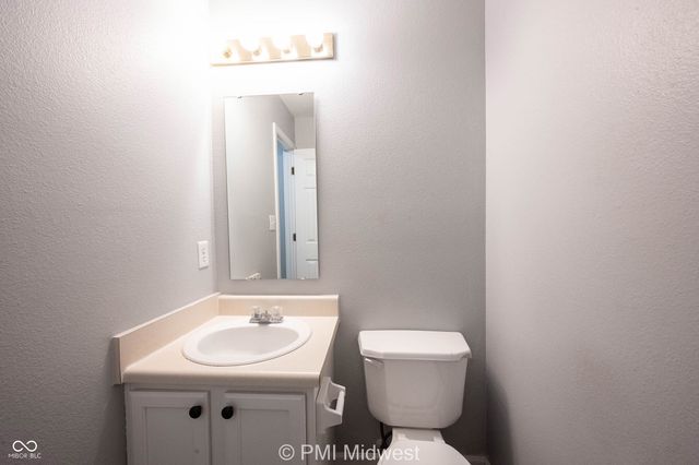 3220 River Villa Way, Indianapolis, IN 46208