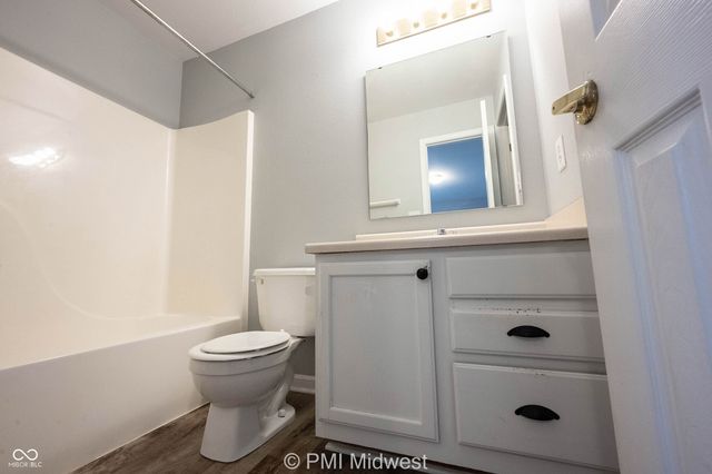 3220 River Villa Way, Indianapolis, IN 46208