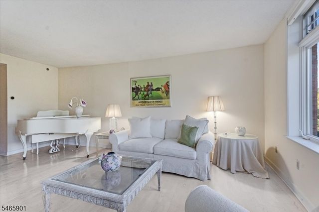 616 S Orange Ave, 7H 7H, Maplewood Twp., NJ 07040