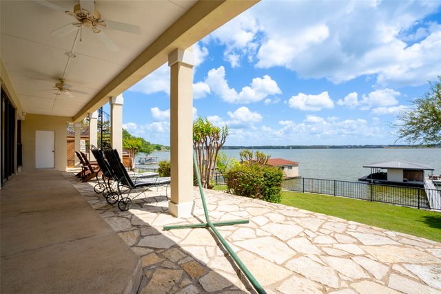 5001 Rio Vista Drive, Granbury, TX 76049