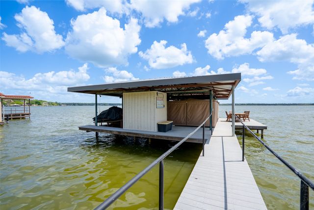 5001 Rio Vista Drive, Granbury, TX 76049