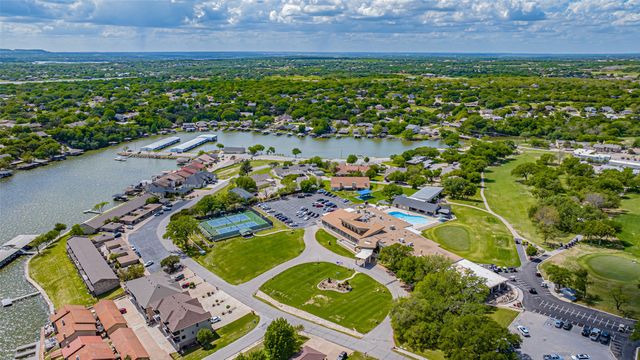 5001 Rio Vista Drive, Granbury, TX 76049