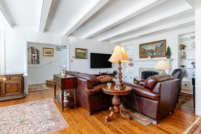 523 Maple Street, San Mateo, CA 94402
