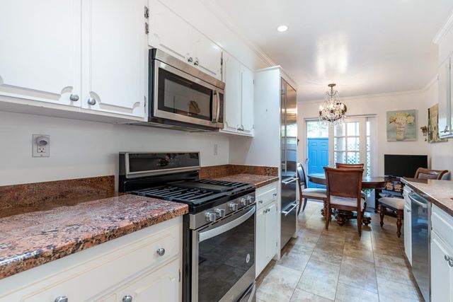 523 Maple Street, San Mateo, CA 94402