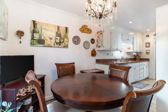 523 Maple Street, San Mateo, CA 94402