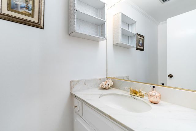 523 Maple Street, San Mateo, CA 94402