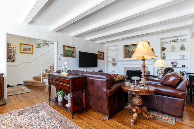523 Maple Street, San Mateo, CA 94402