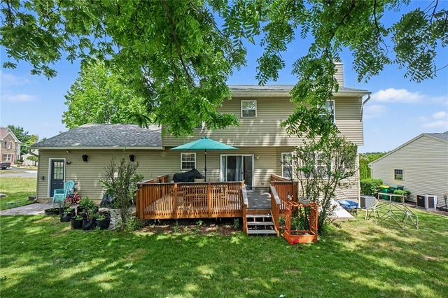 109 James Place, Easton, PA 18045