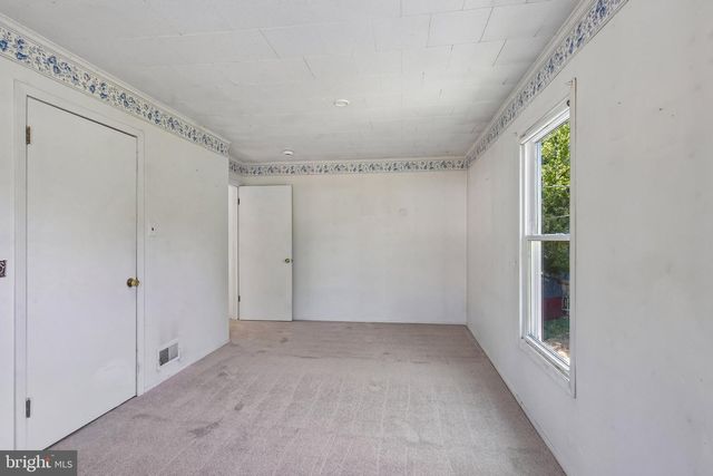 107 READINGTON RD, Whitehouse Station, NJ 08889