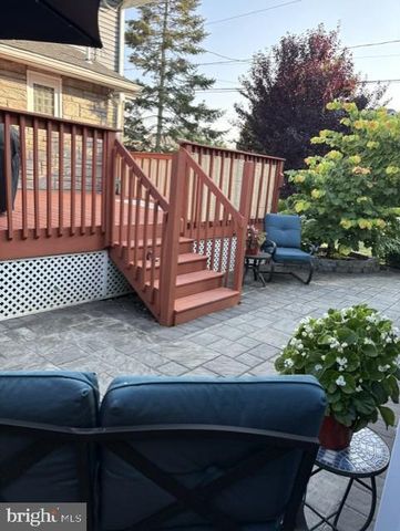 923 ELDRIDGE AVE, Collingswood, NJ 08107