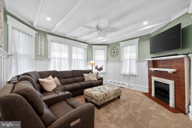 923 ELDRIDGE AVE, Collingswood, NJ 08107
