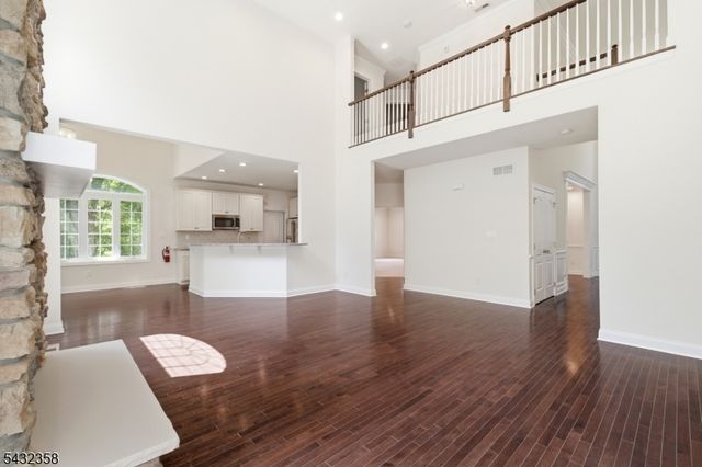 8 Fields Way, Mount Olive Twp., NJ 07828