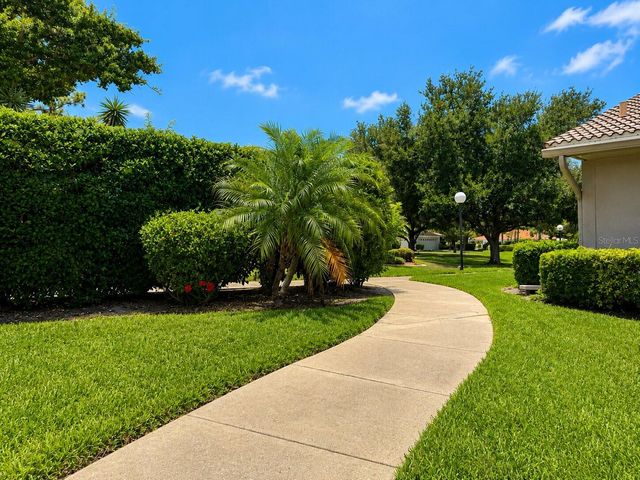5530 37TH STREET E, Bradenton, FL 34203