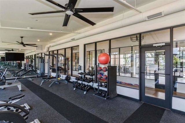 1953 1st Avenue SE 301, Cedar Rapids, IA 52403