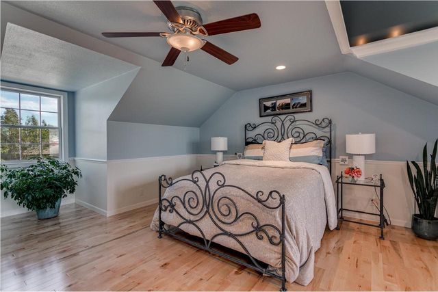 1701 S HILLCREST DRIVE, Appleton, WI 54914