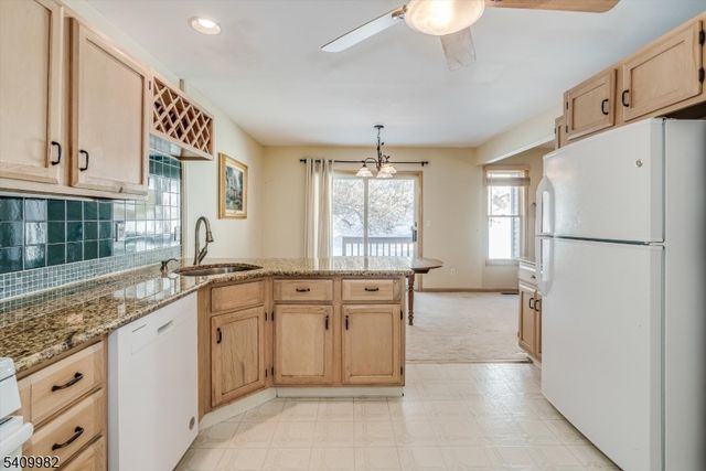 63 Meadow Pond Rd, Hardyston Twp., NJ 07419