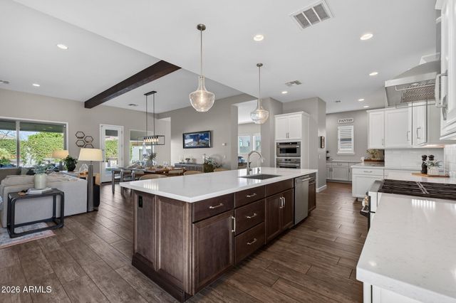 10326 E BETA Avenue, Mesa, AZ 85212