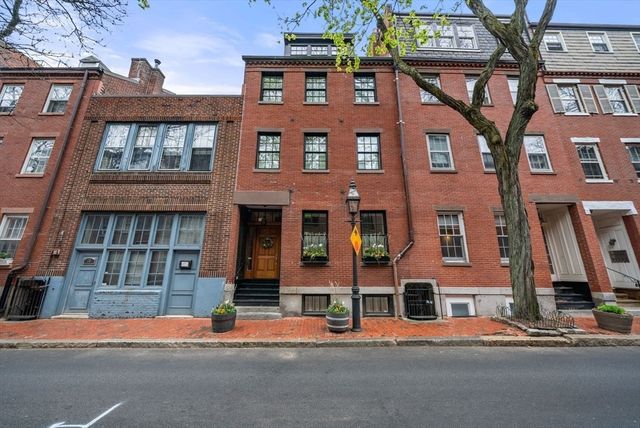 18 Melrose St 1, Boston, MA 02116