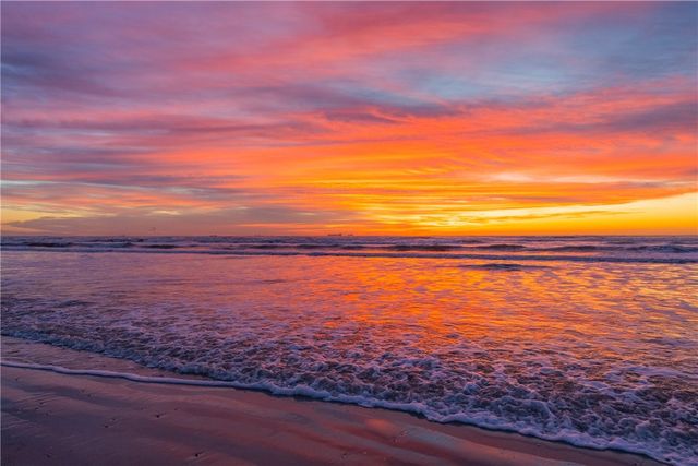 524 S 12th St D, Port Aransas, TX 78373