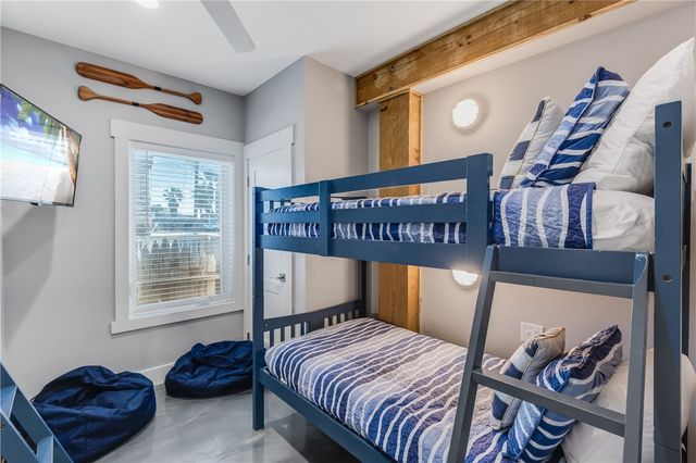 524 S 12th St D, Port Aransas, TX 78373