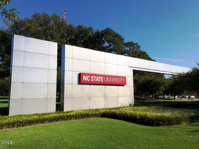 3901 Stags Leap Circle, Raleigh, NC 27612