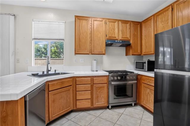 7 Dynasty Court, Irvine, CA 92602