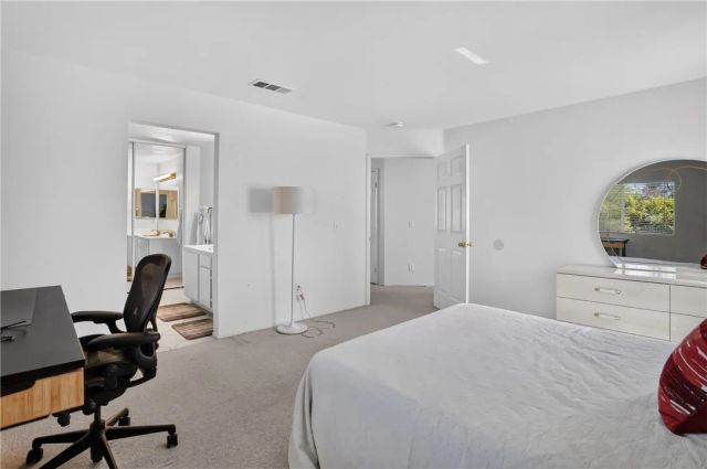 7 Dynasty Court, Irvine, CA 92602