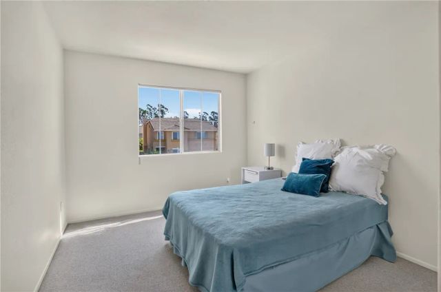 7 Dynasty Court, Irvine, CA 92602