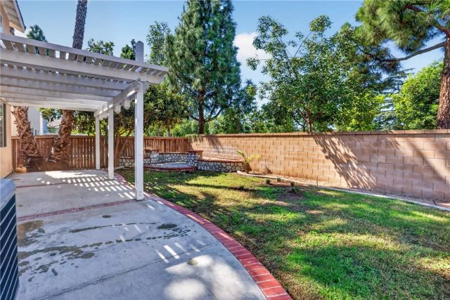 7 Dynasty Court, Irvine, CA 92602