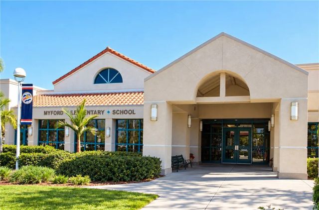 7 Dynasty Court, Irvine, CA 92602