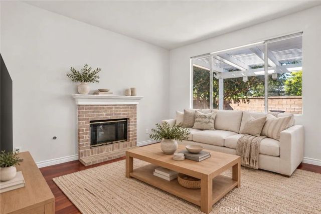 7 Dynasty Court, Irvine, CA 92602