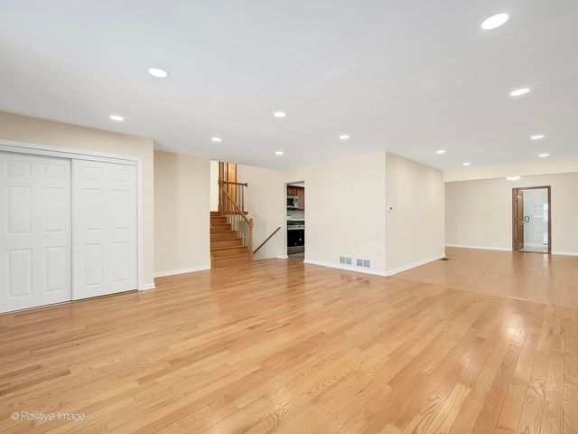 1500 Pershing Avenue, Wheaton, IL 60189