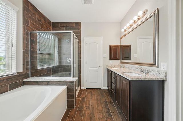 29135 Brooks Valley Dr, Fulshear, TX 77441