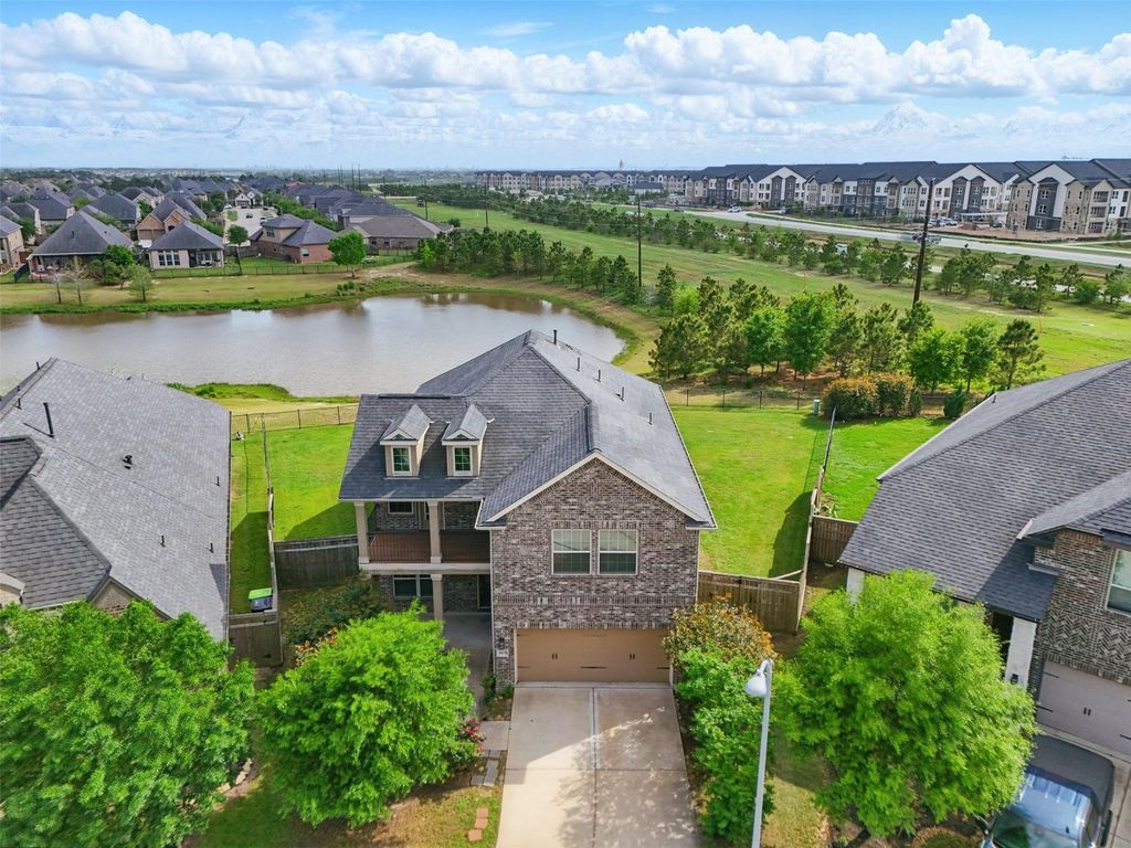 29135 Brooks Valley Dr, Fulshear, TX 77441