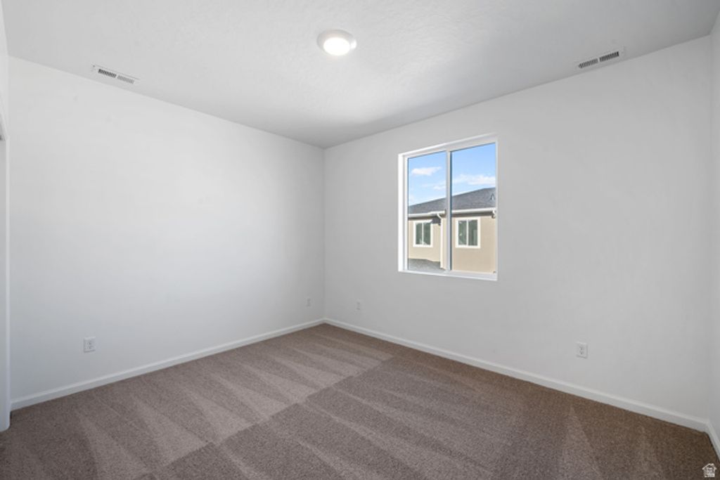 Image 11 of property listing at 1338 E 1670 N #820, Payson, UT 84651