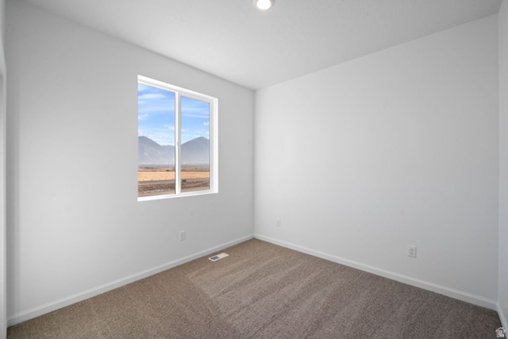 Image 14 of property listing at 1338 E 1670 N #820, Payson, UT 84651