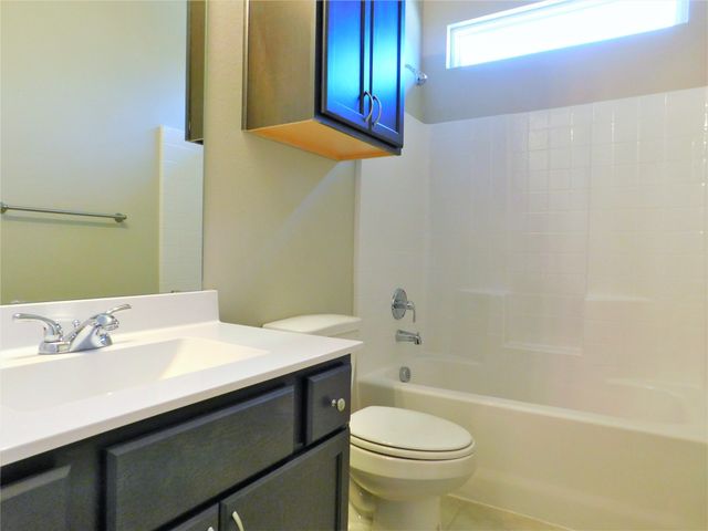 2100 Paxton Way, Denton, TX 76209